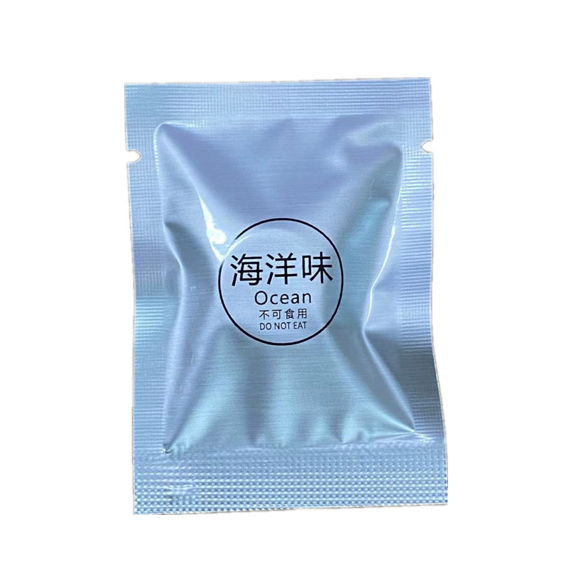 Hako Bear Car Air Freshener – Cute Pilot Design for Air Vent Aromatherapy Solanly