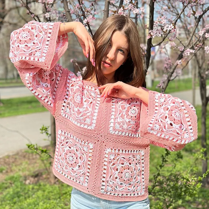 🌼 Daisy Granny Square Sweater Pattern Solanly