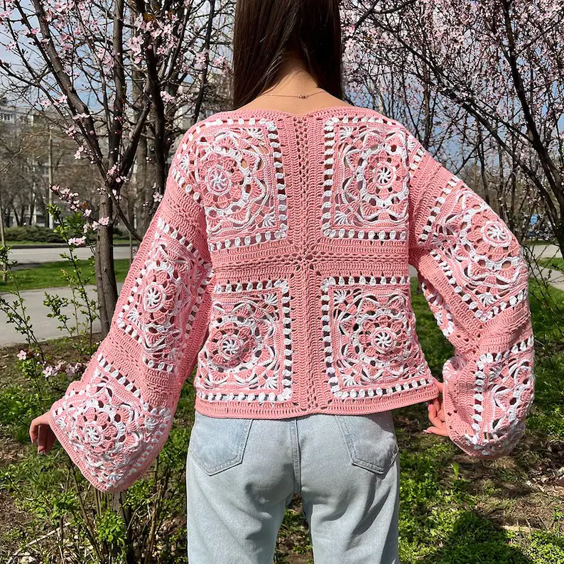 🌼 Daisy Granny Square Sweater Pattern Solanly