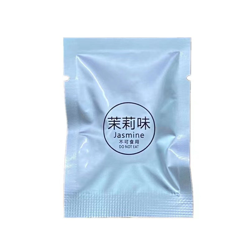 Hako Bear Car Air Freshener – Cute Pilot Design for Air Vent Aromatherapy Solanly