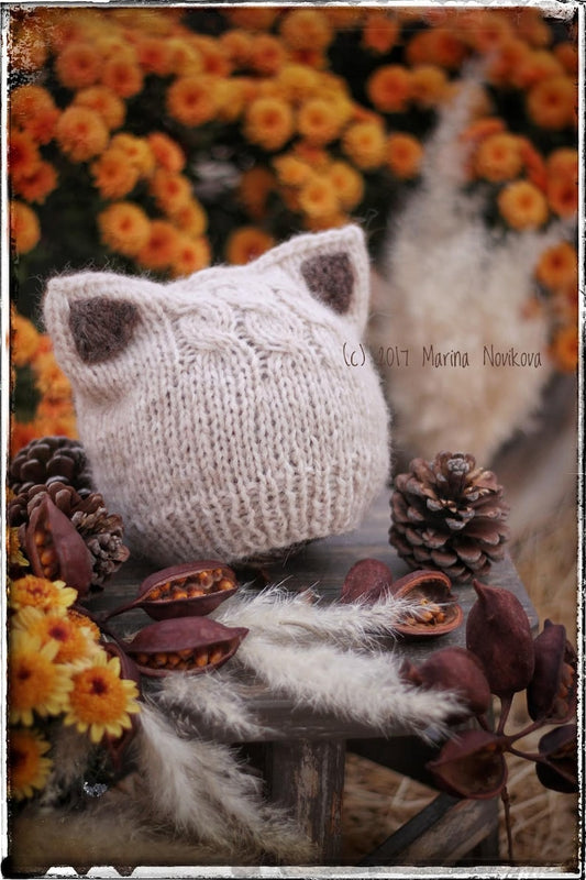 KNITTING PATTERN - Simple Kitten or Fox Ears Beanie Solanly