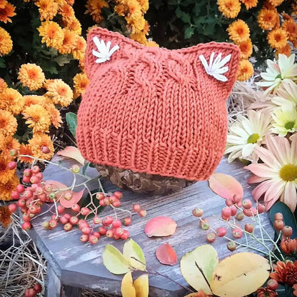 KNITTING PATTERN - Simple Kitten or Fox Ears Beanie Solanly