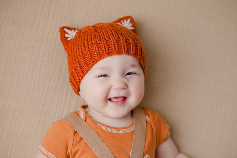 KNITTING PATTERN - Simple Kitten or Fox Ears Beanie Solanly