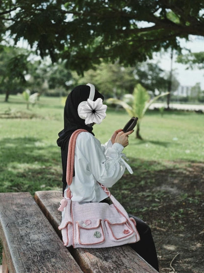 inflorescence messenger bag crochet pattern Solanly